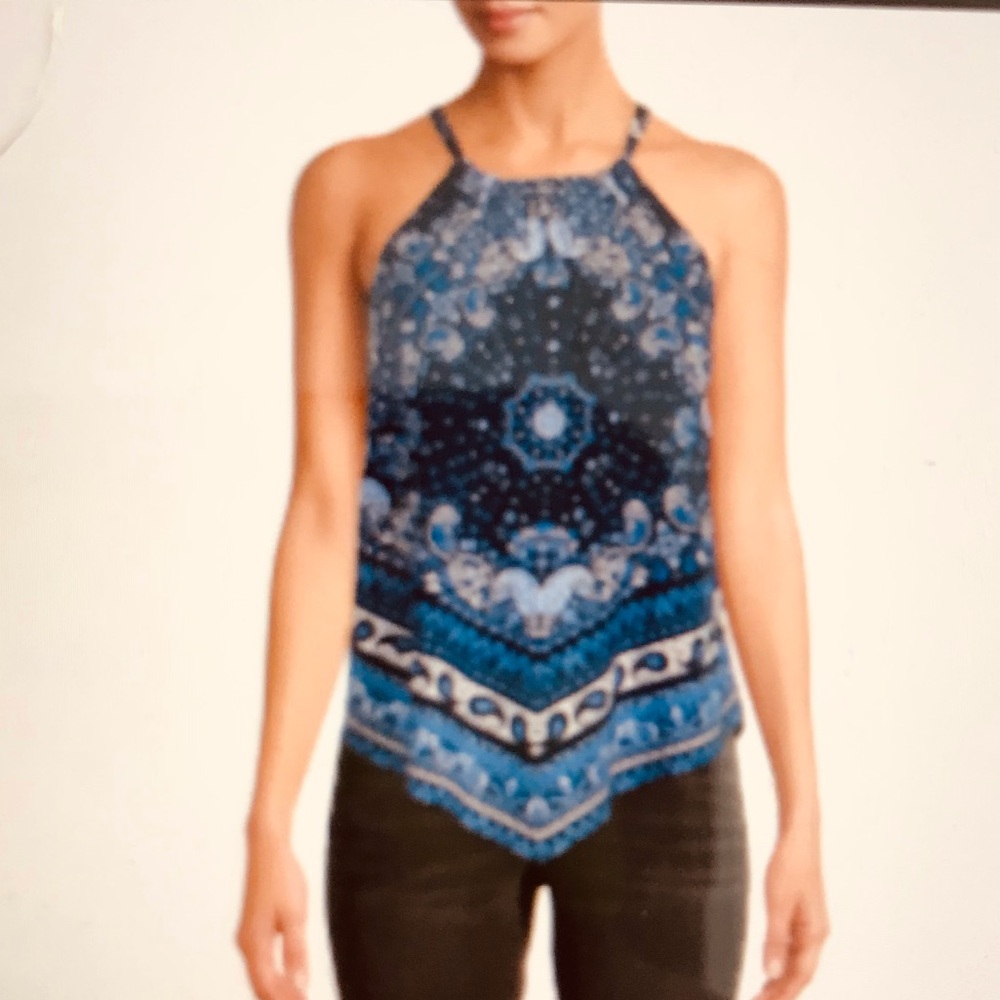❤️3X20 No Boundaries Juniors' Handkerchief Navy Blue Top | M 7-9